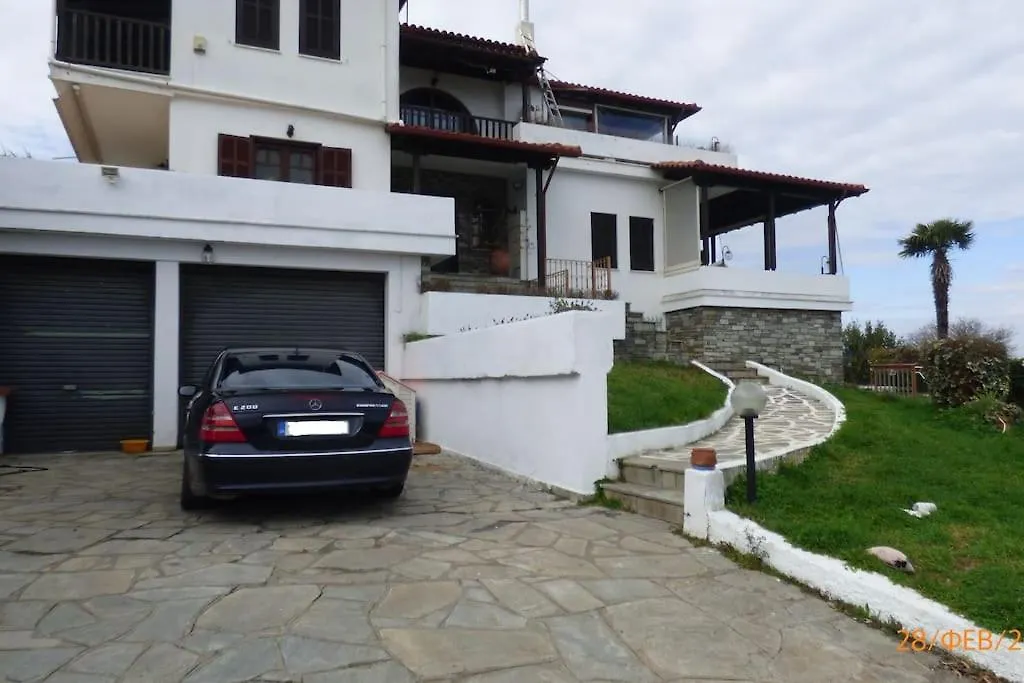 Villa Georgius Neon Rysion